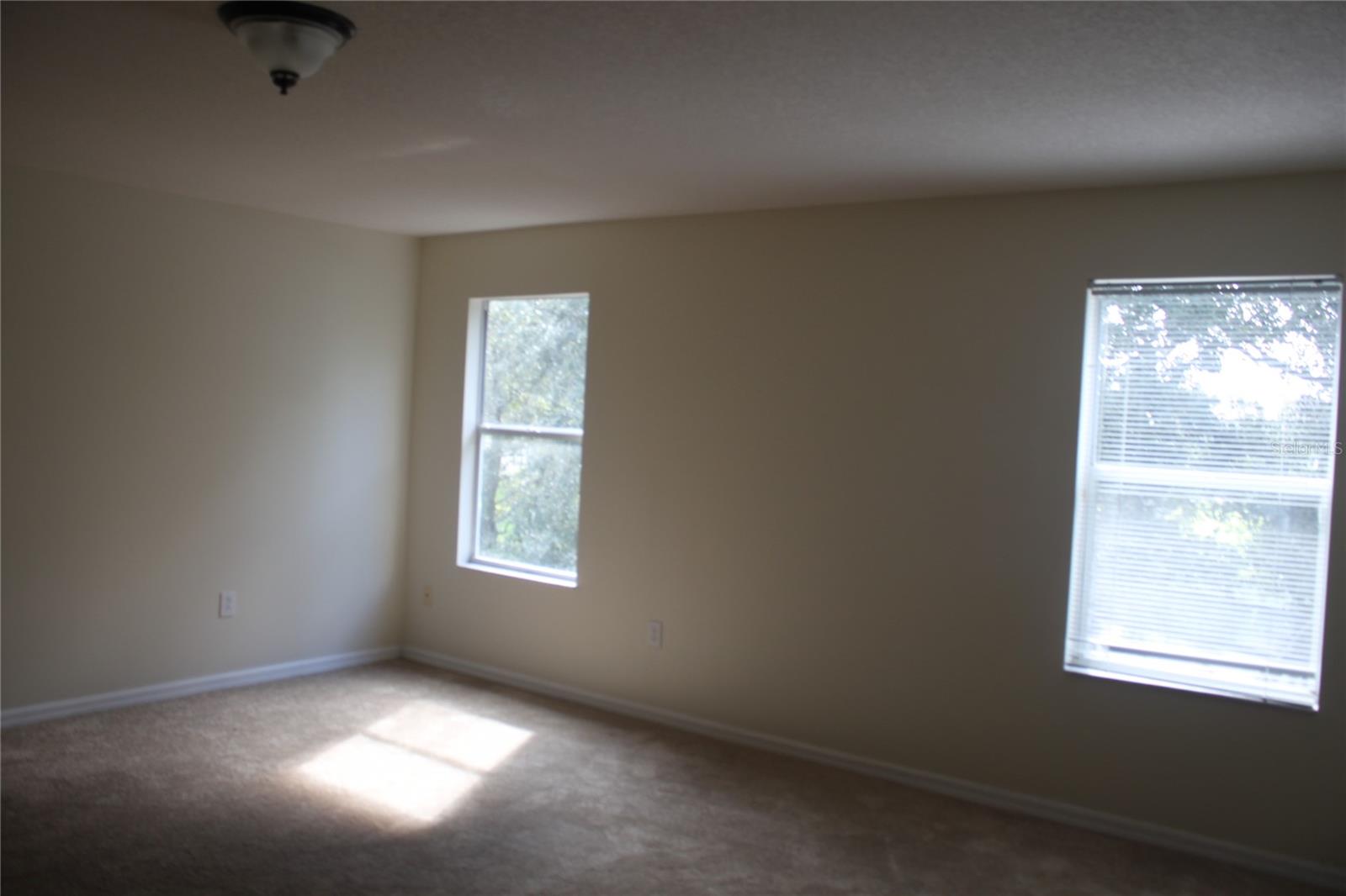 Image 17 of 26 For 4542 Blue Major Drive