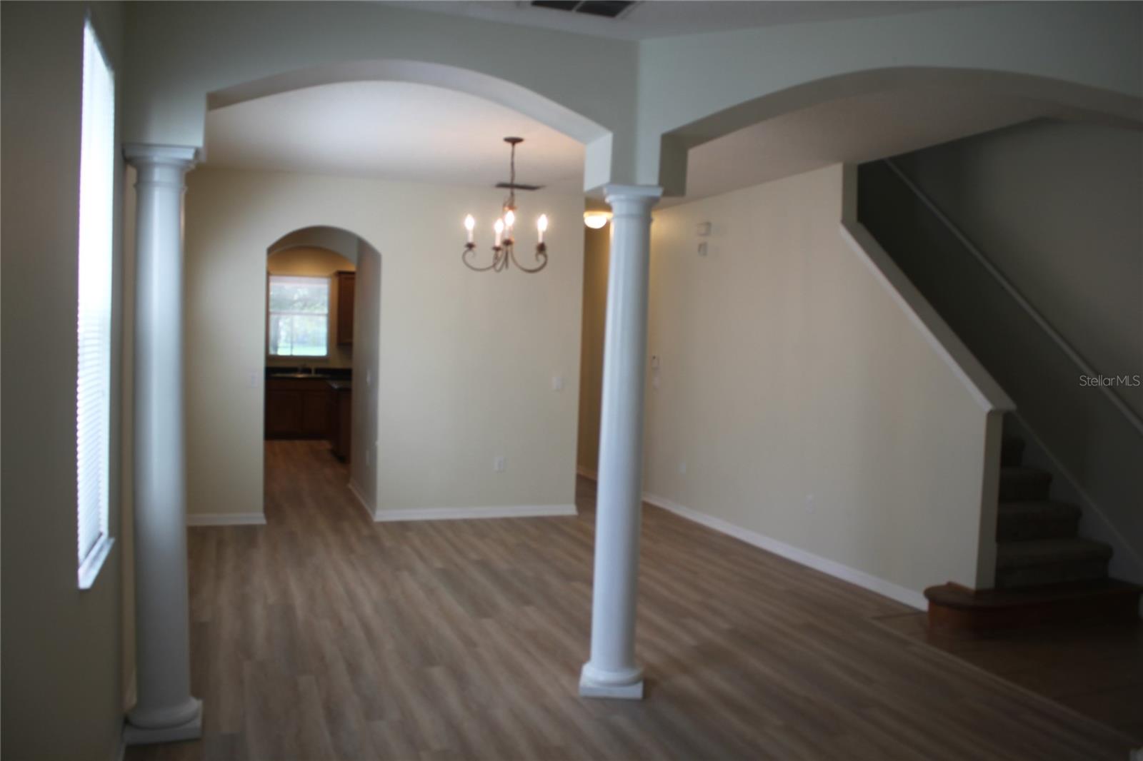 Image 4 of 26 For 4542 Blue Major Drive