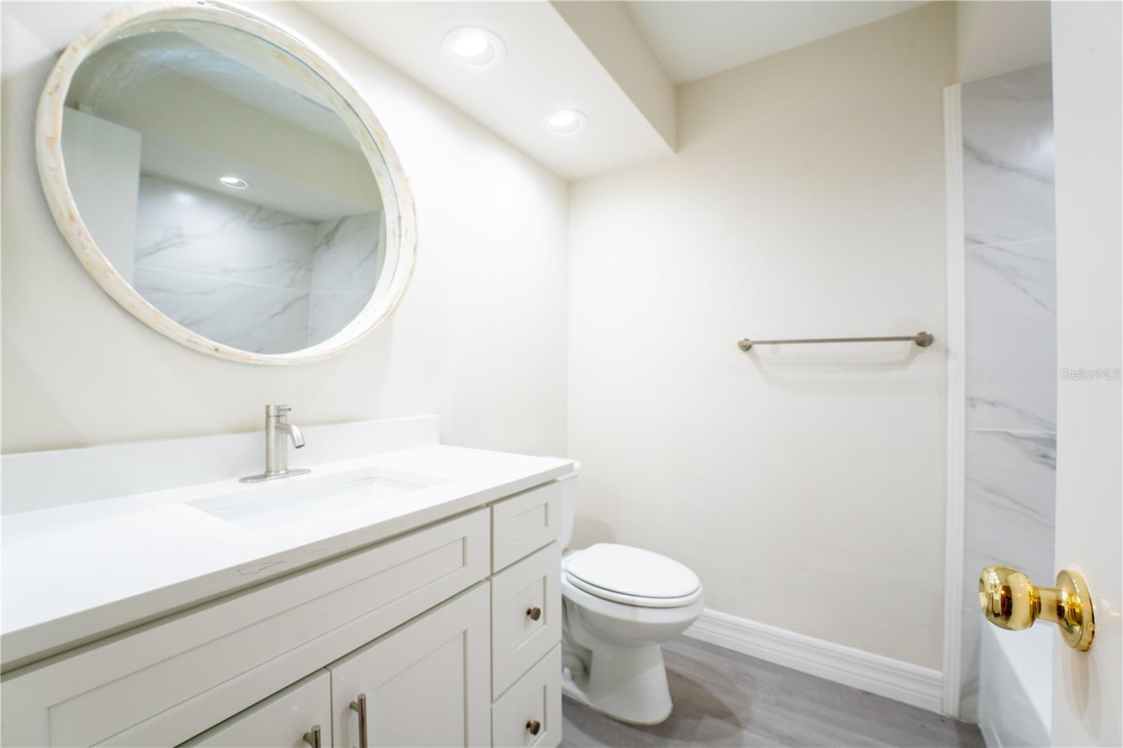 Image 25 of 53 For 5915 Crystal View Drive