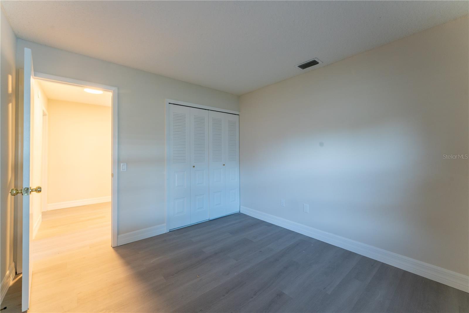 Image 29 of 53 For 5915 Crystal View Drive