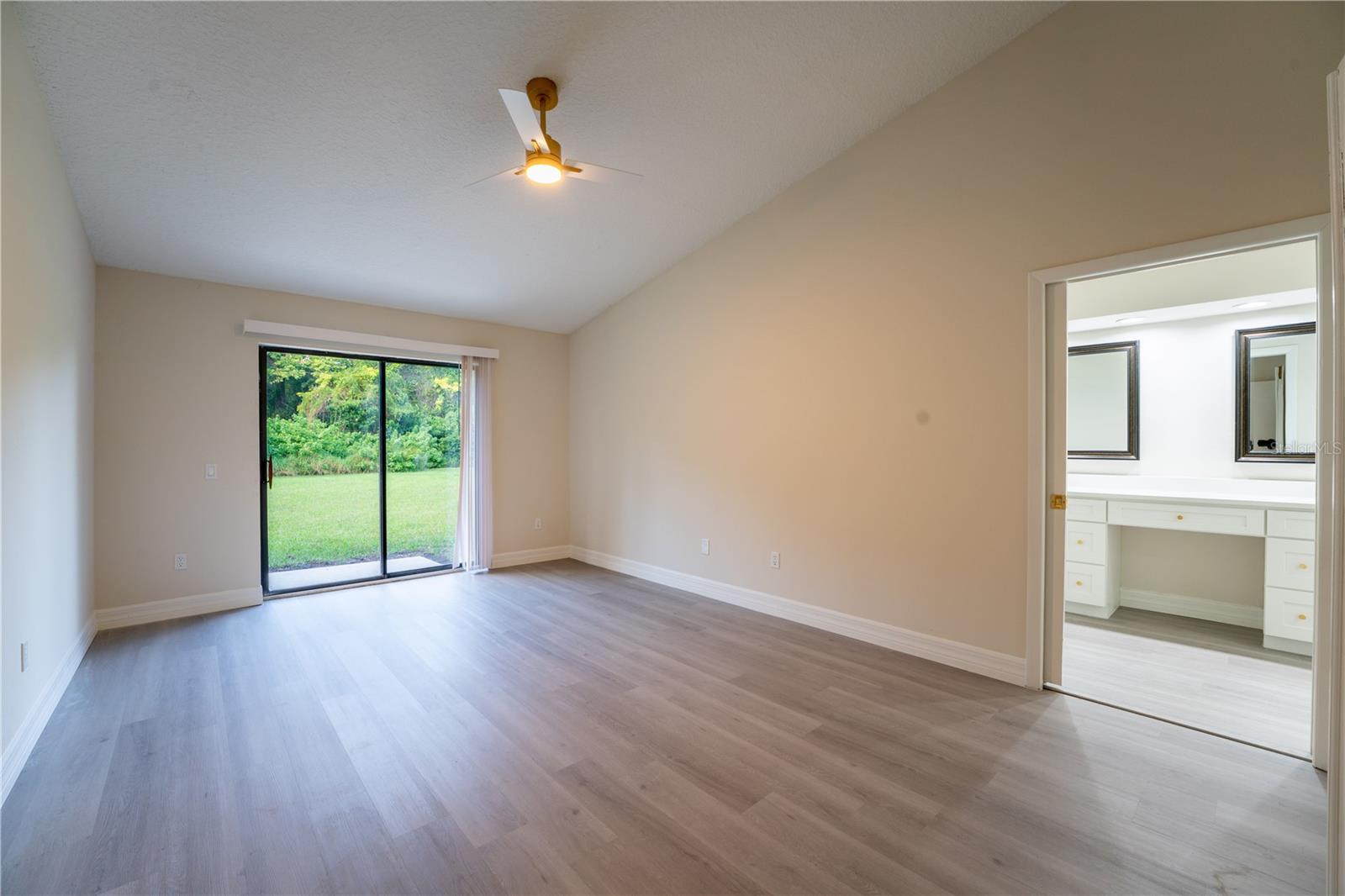 Image 30 of 53 For 5915 Crystal View Drive