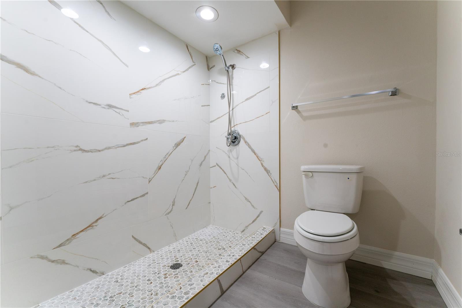 Image 35 of 53 For 5915 Crystal View Drive