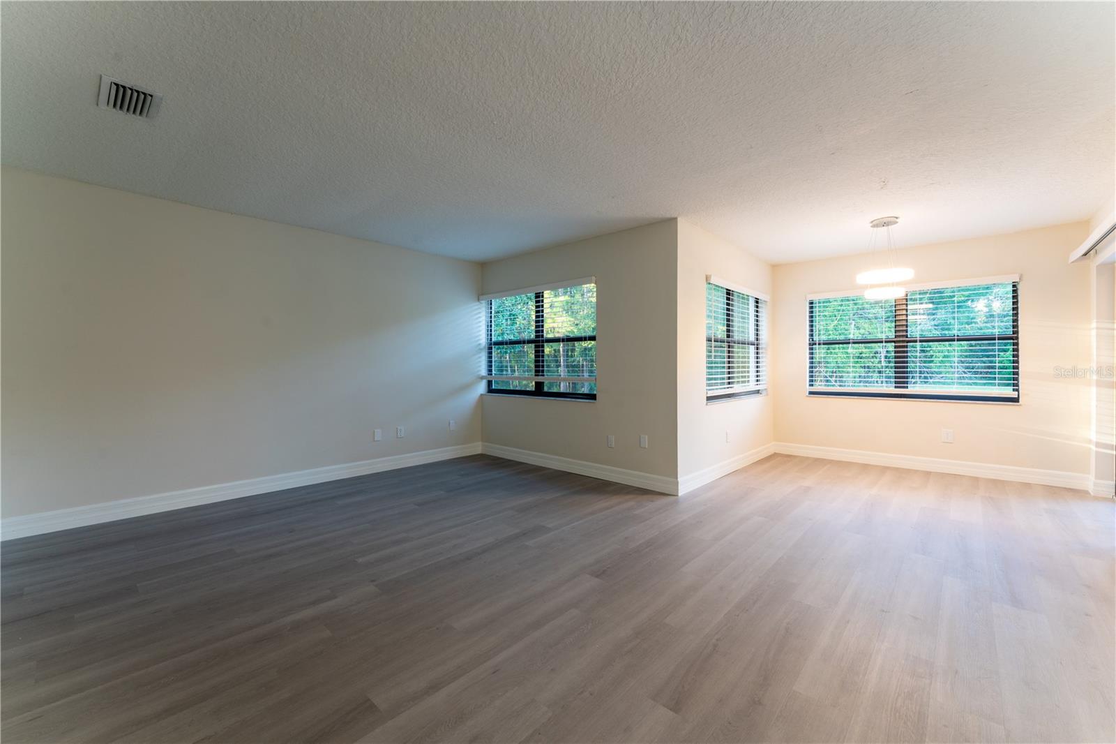 Image 39 of 53 For 5915 Crystal View Drive