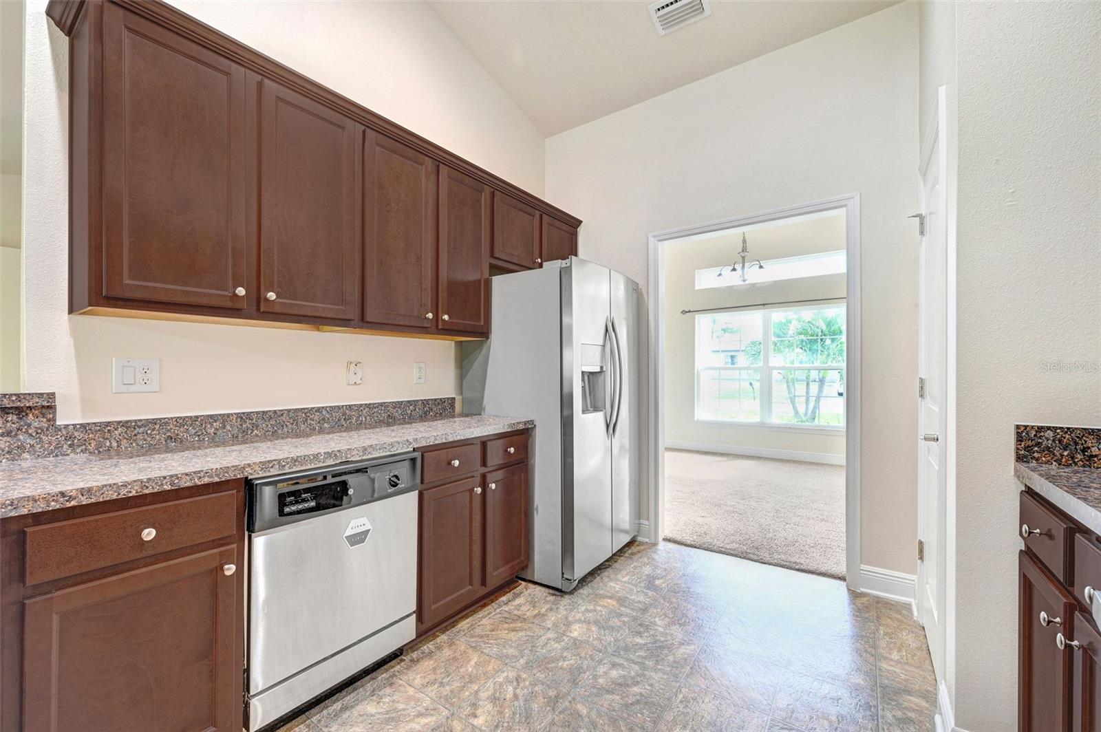 Image 14 of 57 For 1265 Sykes Road Se