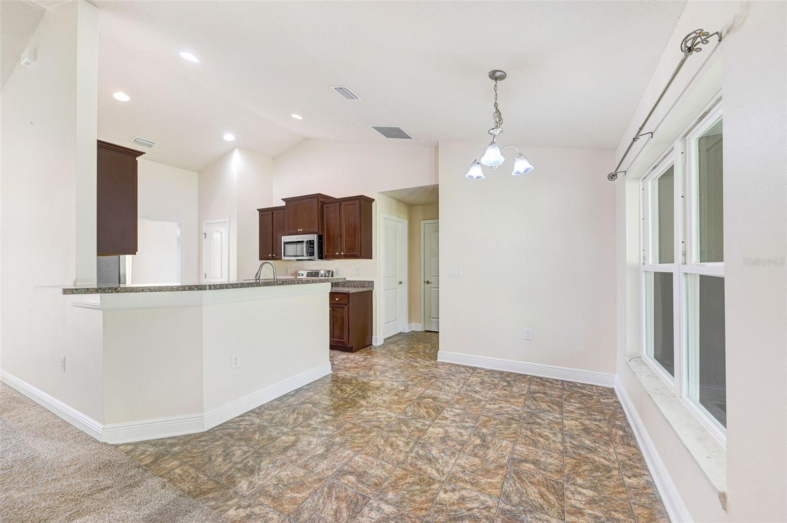 Image 15 of 57 For 1265 Sykes Road Se