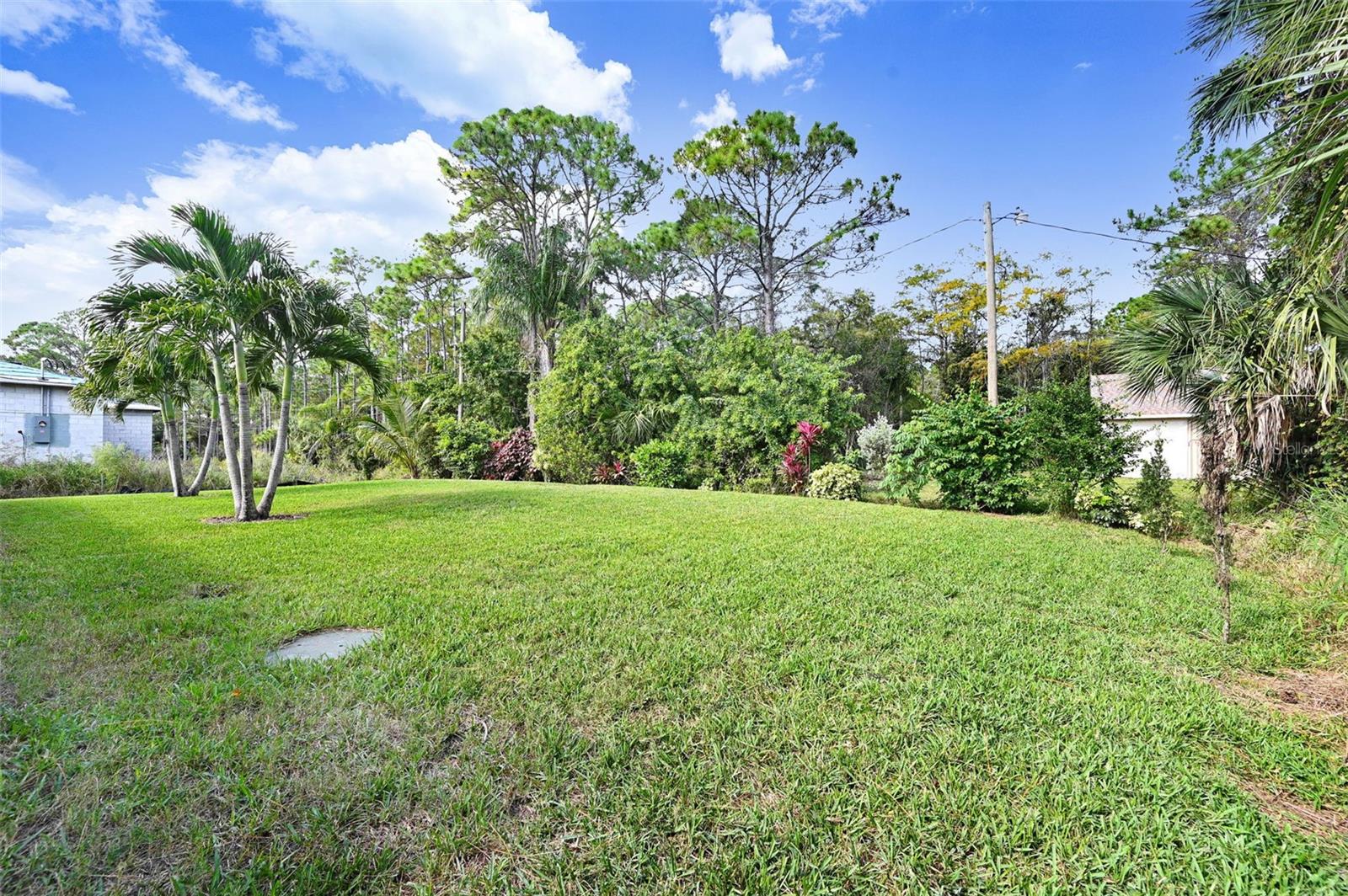 Image 43 of 57 For 1265 Sykes Road Se