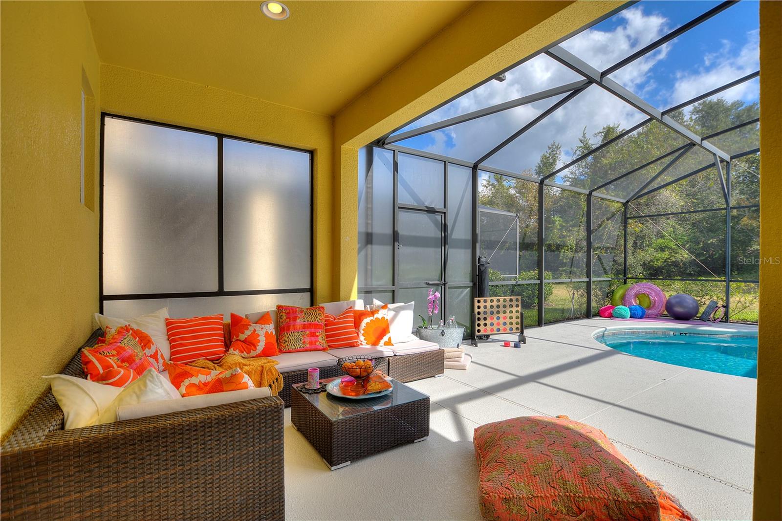 Image 13 of 96 For 5252 Oakbourne Avenue