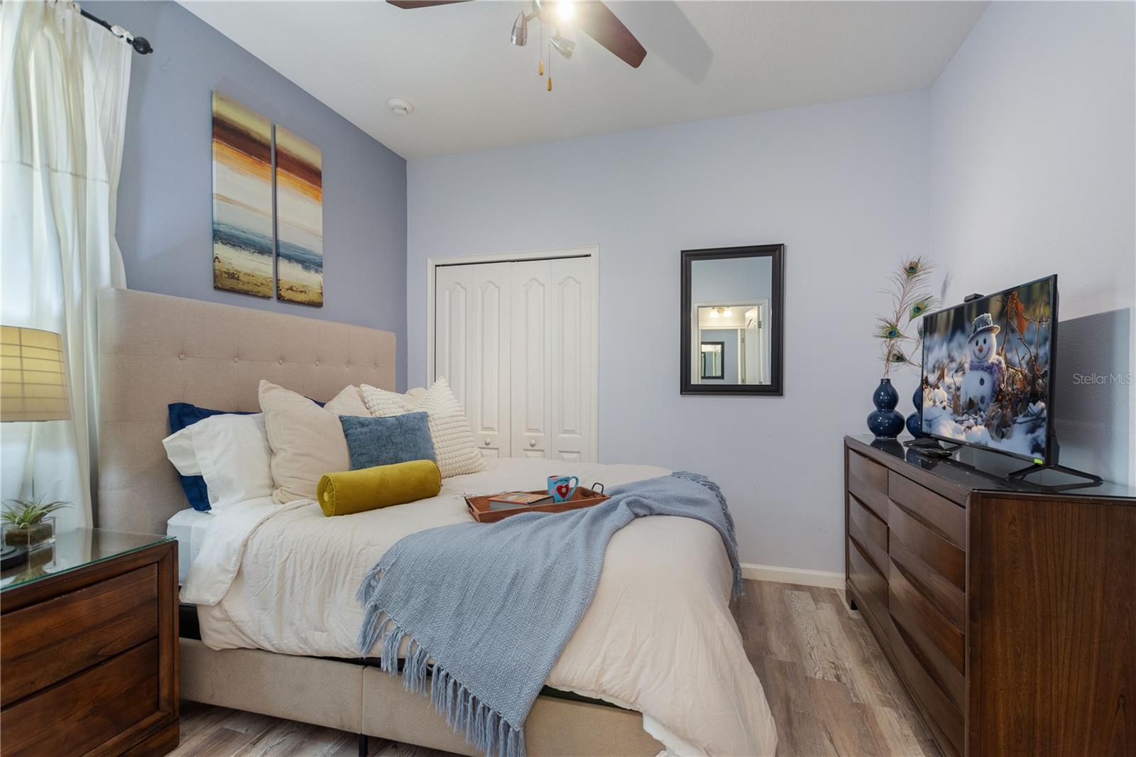 Image 28 of 96 For 5252 Oakbourne Avenue