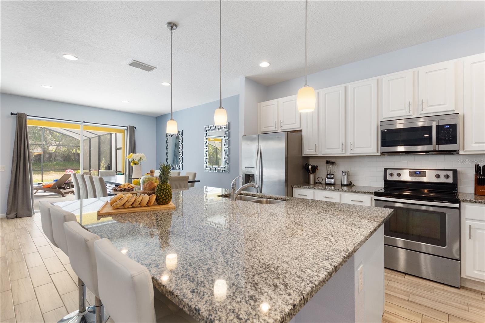 Image 3 of 96 For 5252 Oakbourne Avenue