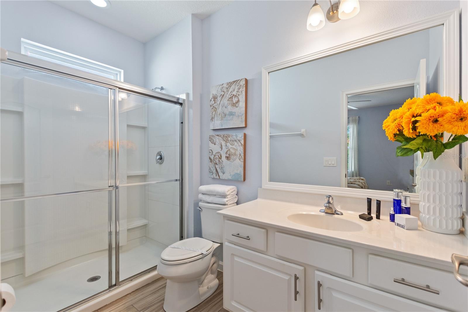 Image 46 of 96 For 5252 Oakbourne Avenue