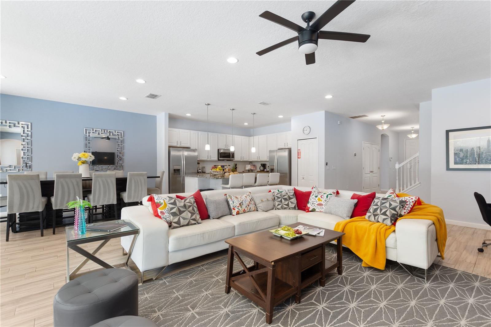 Image 6 of 96 For 5252 Oakbourne Avenue