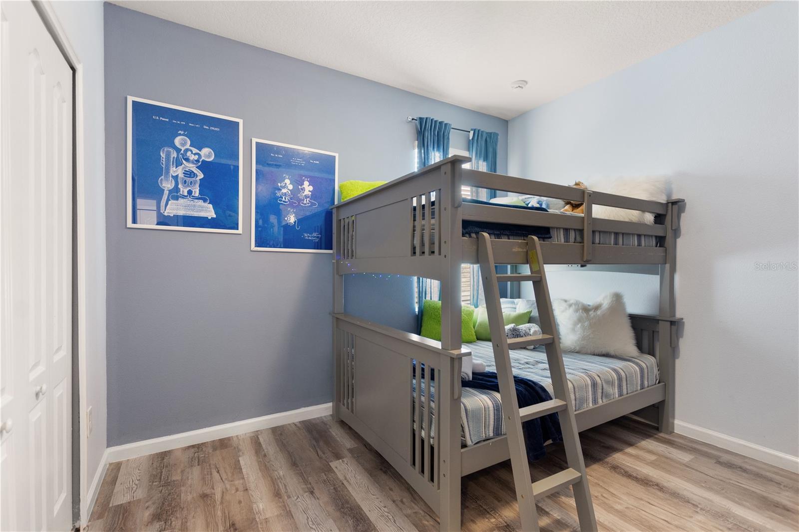 Image 60 of 96 For 5252 Oakbourne Avenue