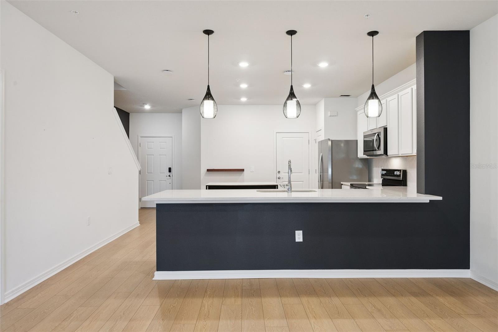 Image 11 of 67 For 1900 Erudite Way