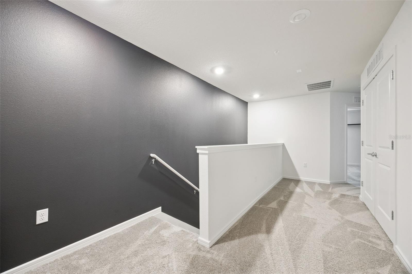 Image 14 of 67 For 1900 Erudite Way