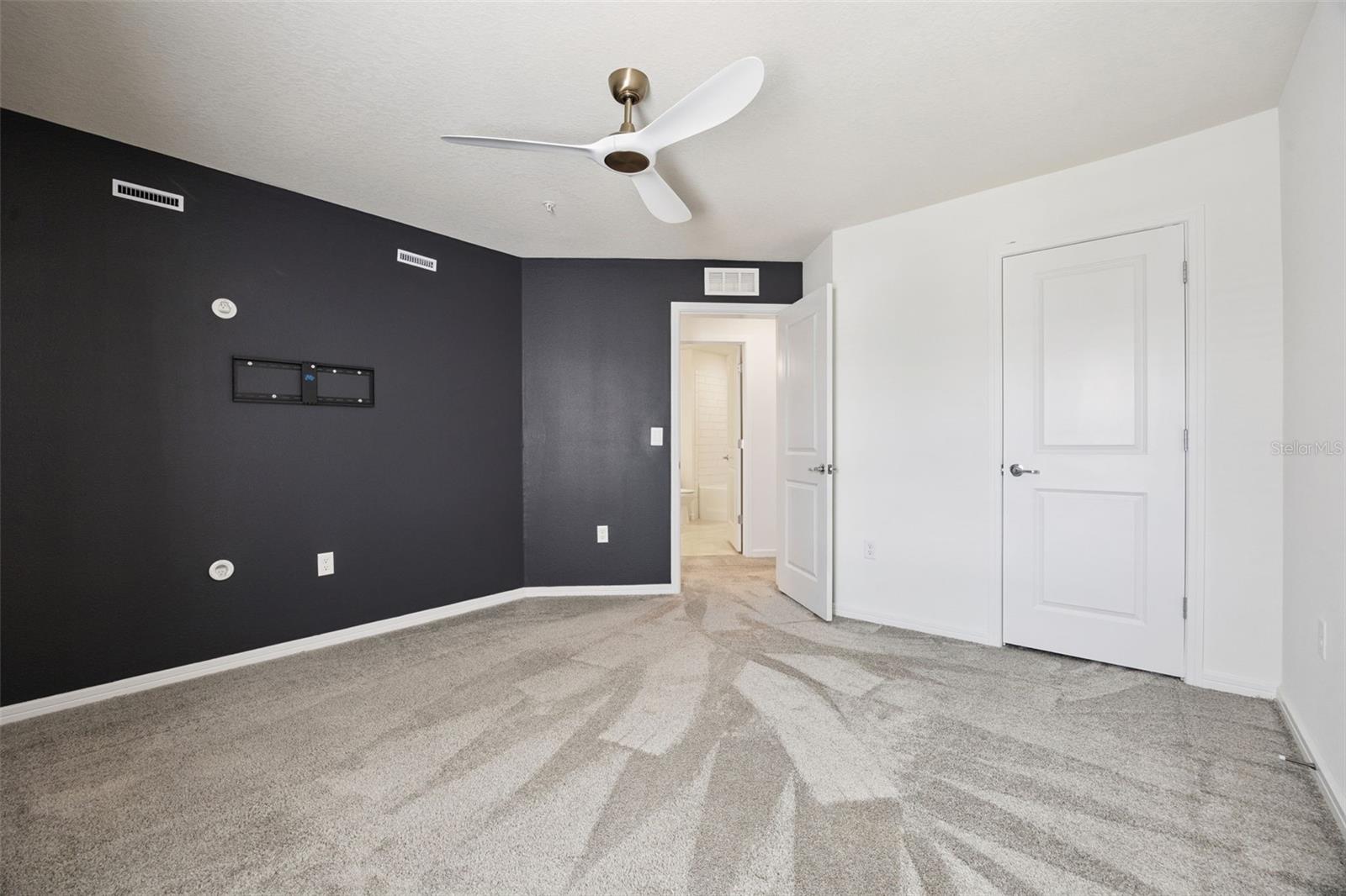 Image 19 of 67 For 1900 Erudite Way