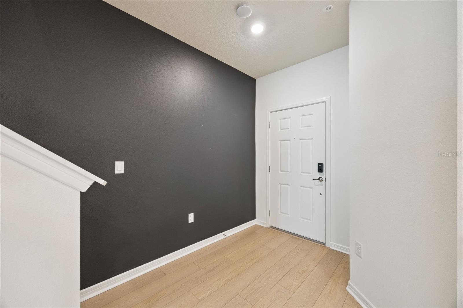 Image 2 of 67 For 1900 Erudite Way