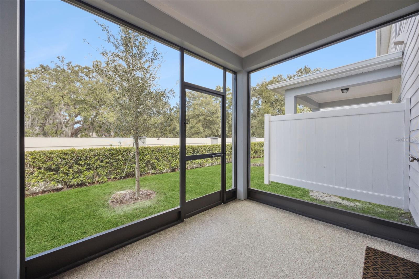 Image 32 of 67 For 1900 Erudite Way