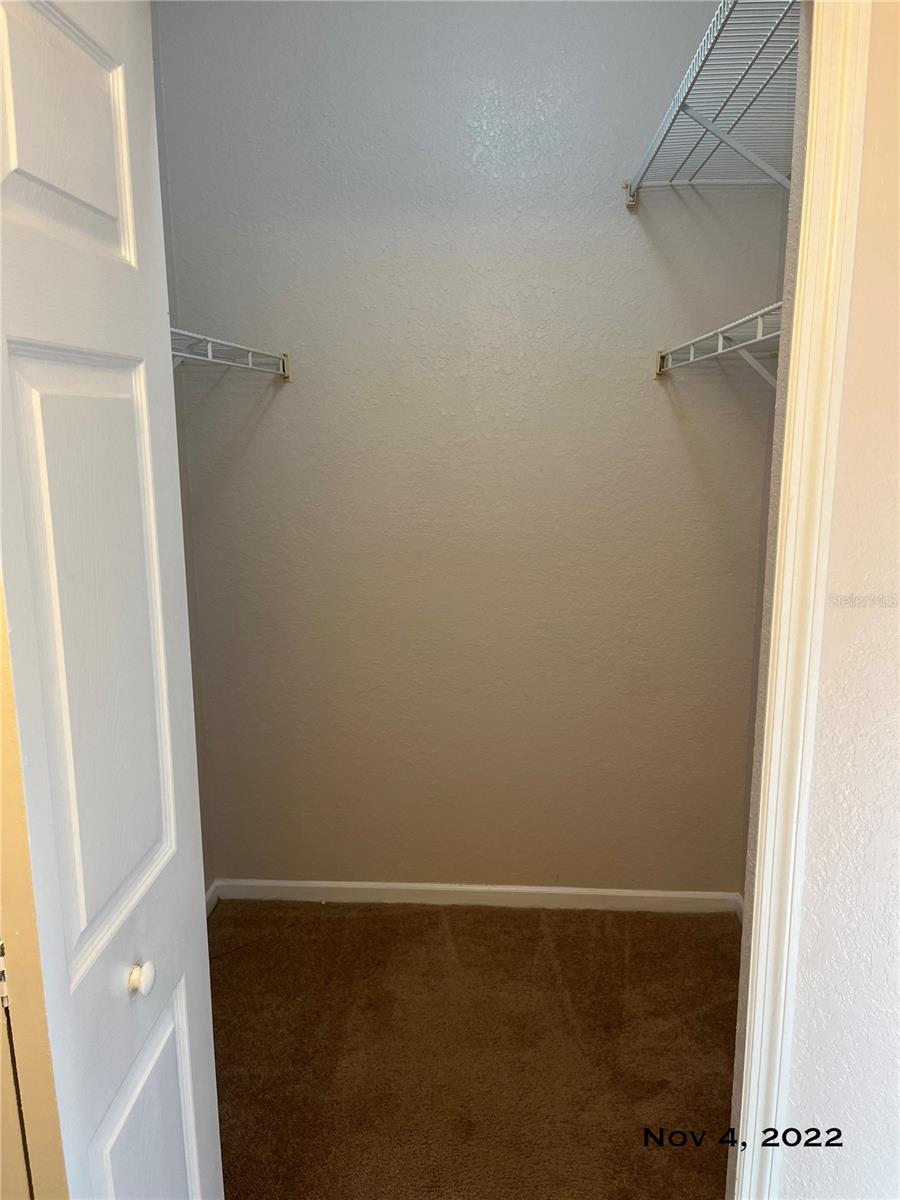 Image 12 of 40 For 13037 Mulberry Park Drive 516