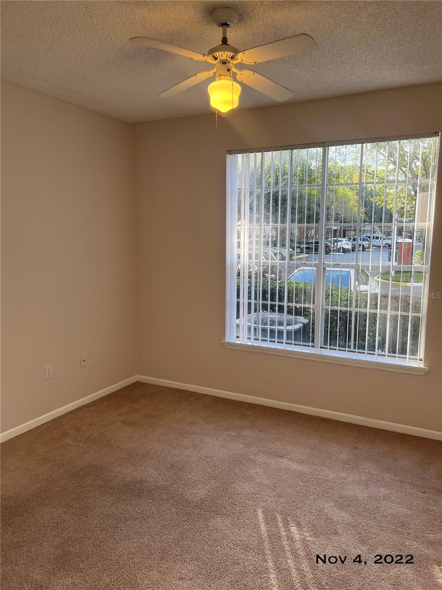 Image 13 of 40 For 13037 Mulberry Park Drive 516