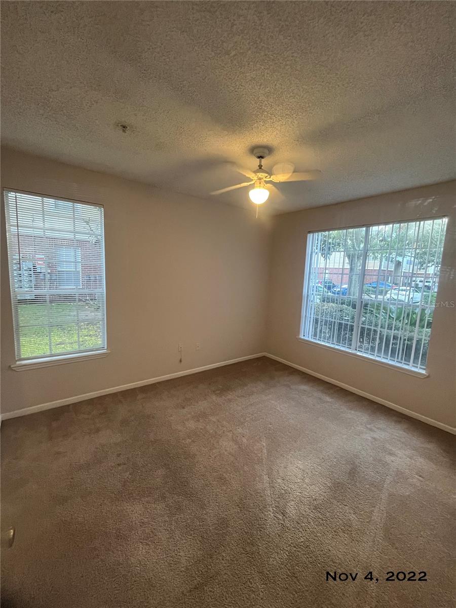 Image 25 of 40 For 13037 Mulberry Park Drive 516