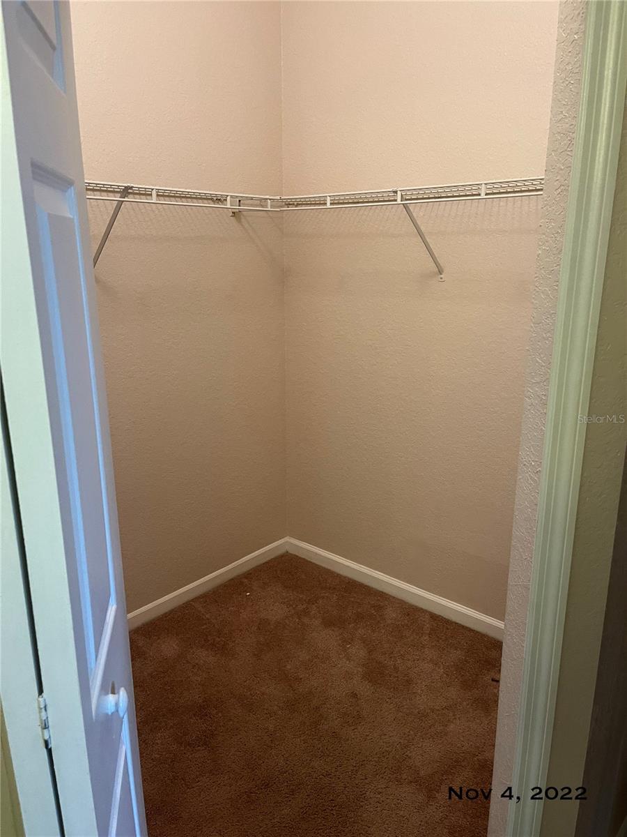 Image 29 of 40 For 13037 Mulberry Park Drive 516