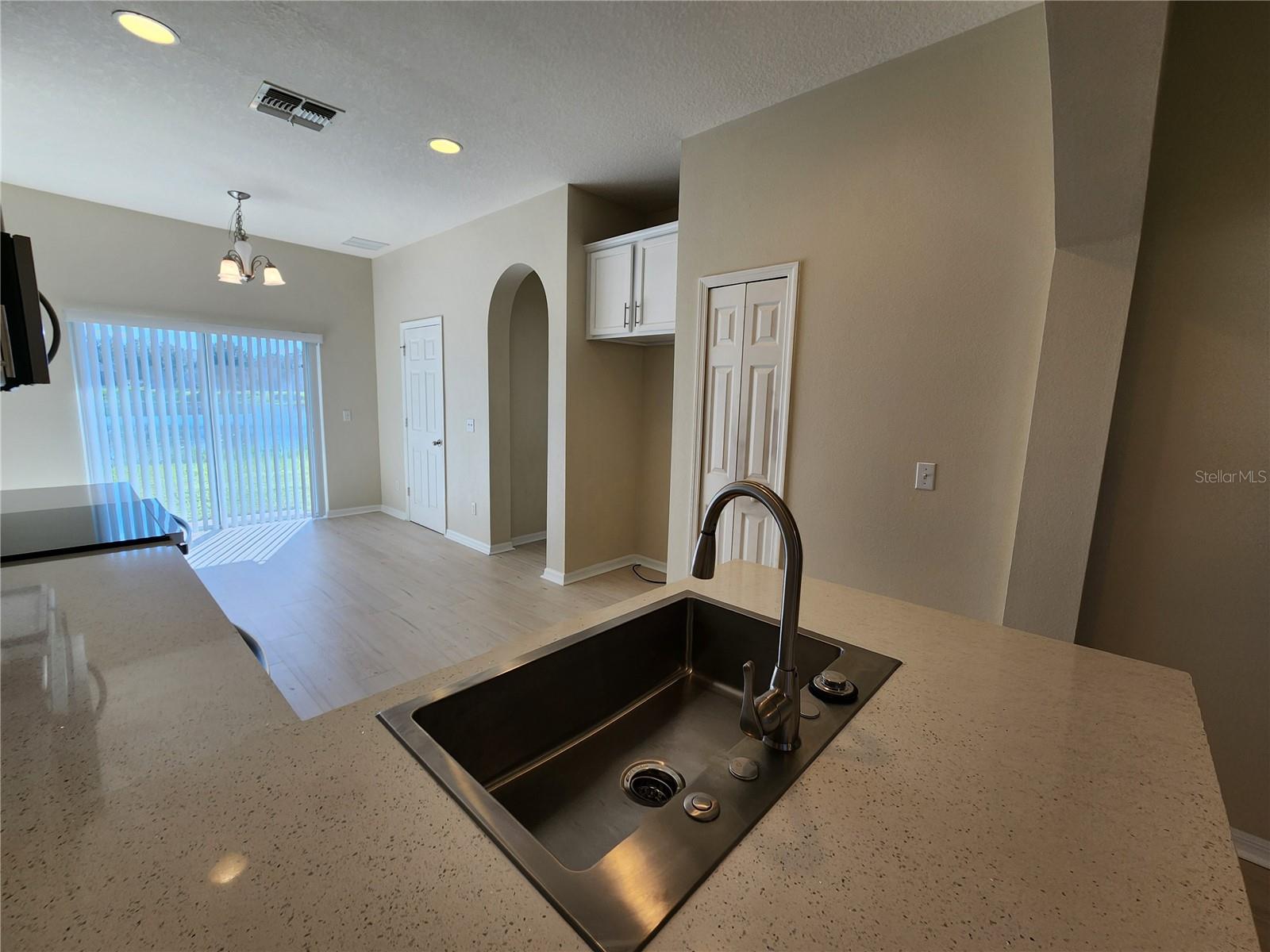 Image 14 of 45 For 1049 Honey Blossom Drive N