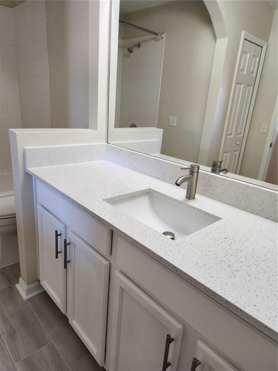 Image 35 of 45 For 1049 Honey Blossom Drive N