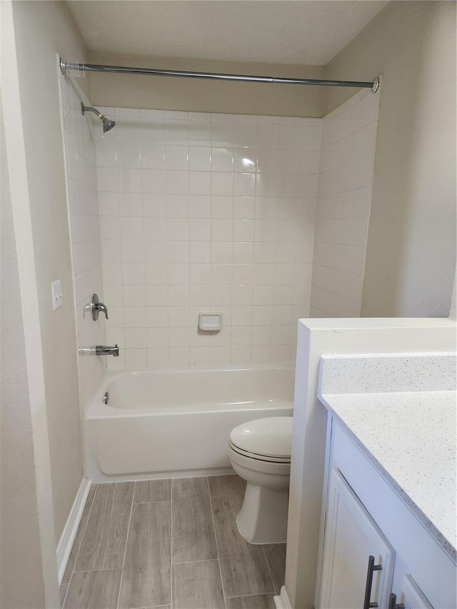 Image 37 of 45 For 1049 Honey Blossom Drive N