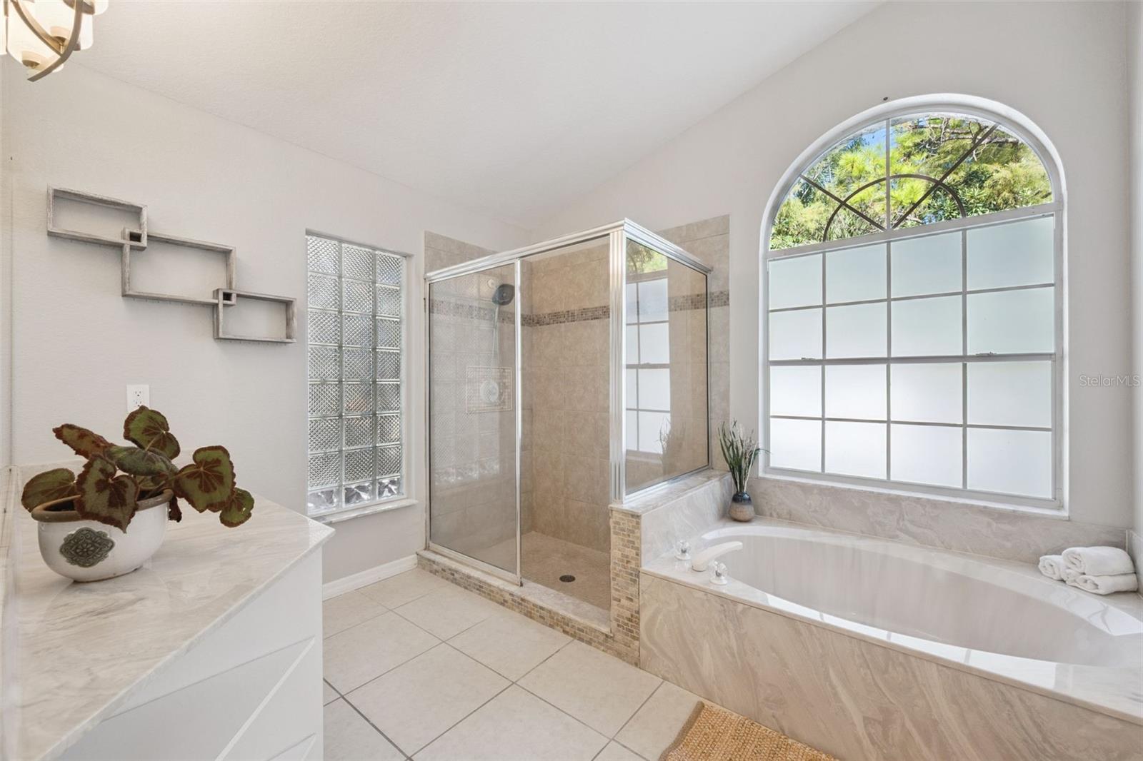 Image 13 of 24 For 768 River Boat Circle