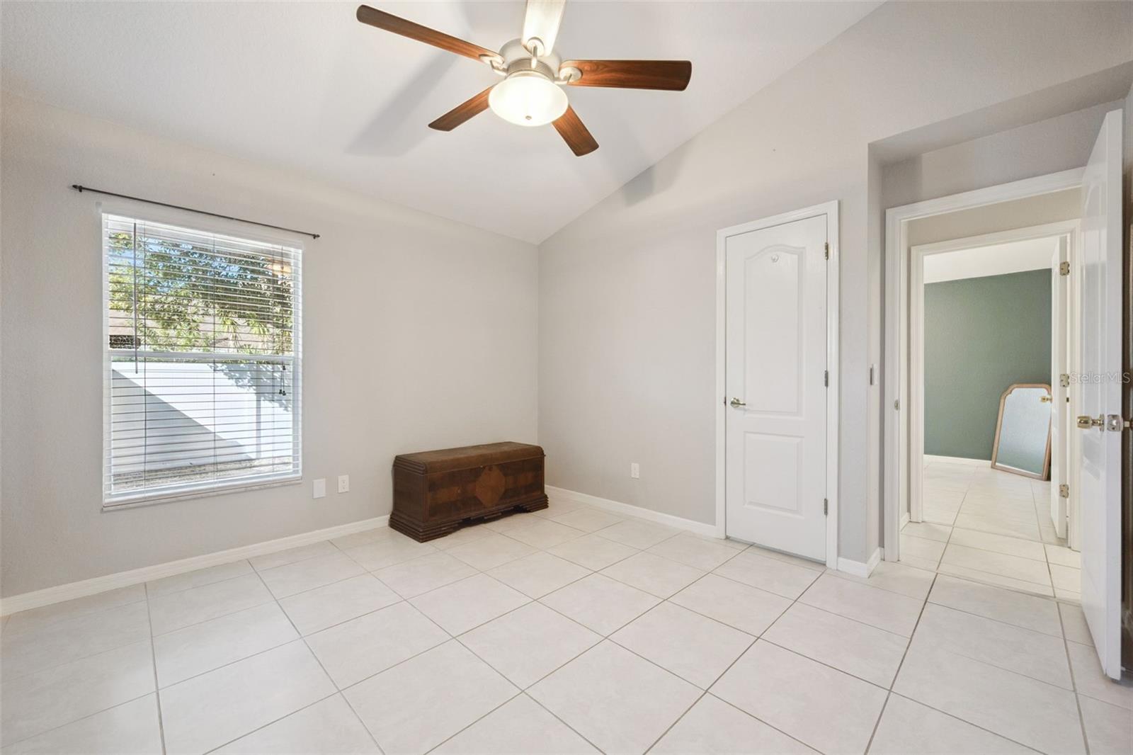 Image 17 of 24 For 768 River Boat Circle