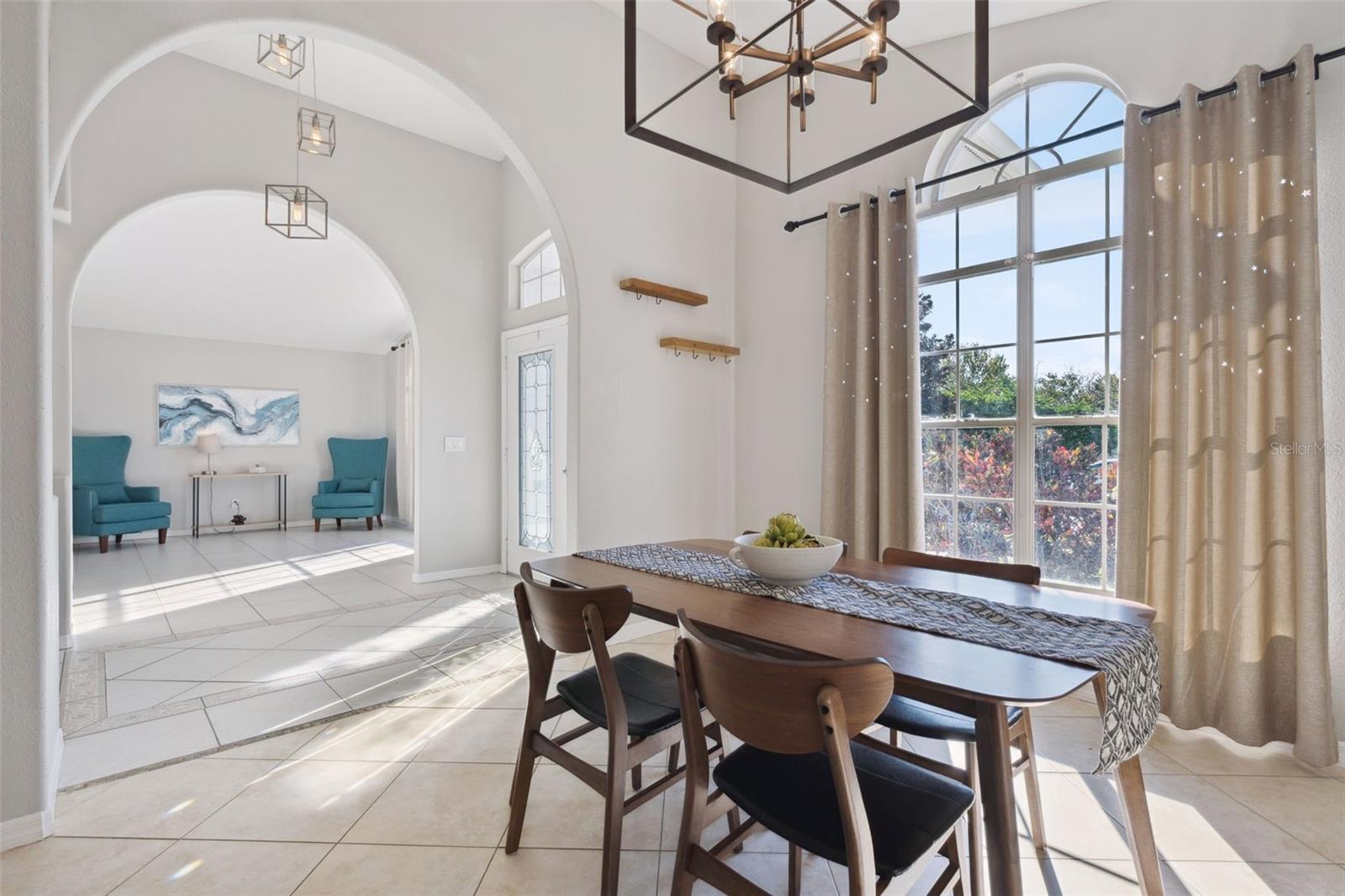 Image 6 of 24 For 768 River Boat Circle