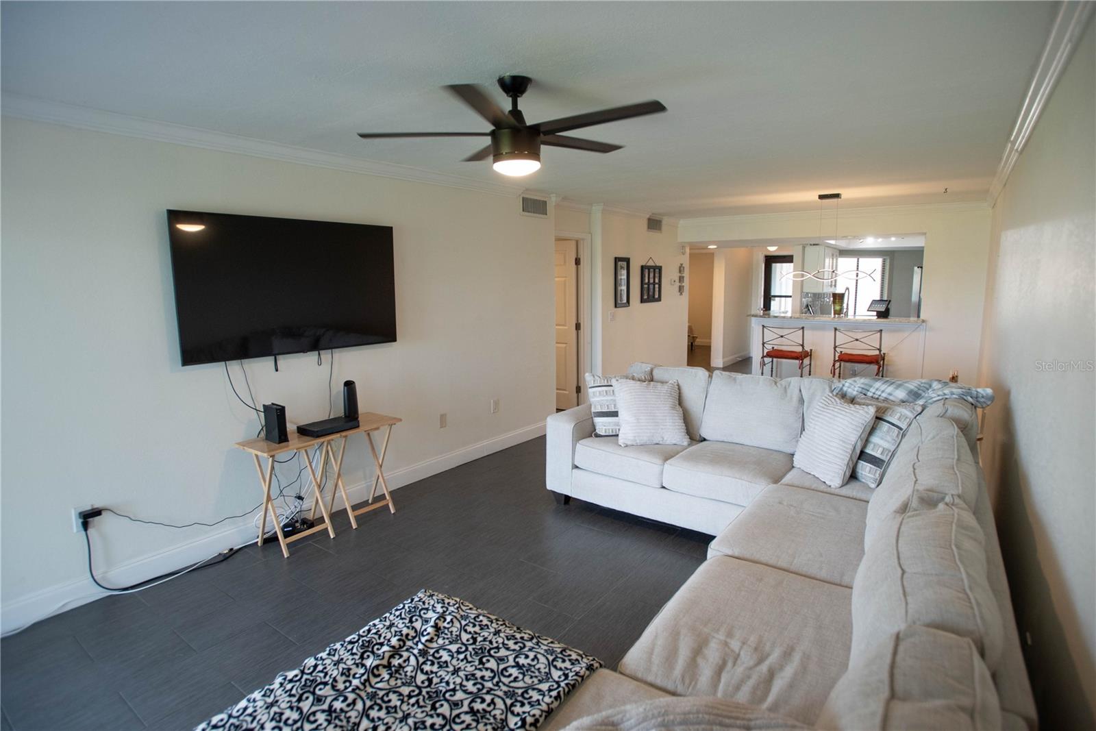 Image 13 of 31 For 4113 Fairview Vista Point 109