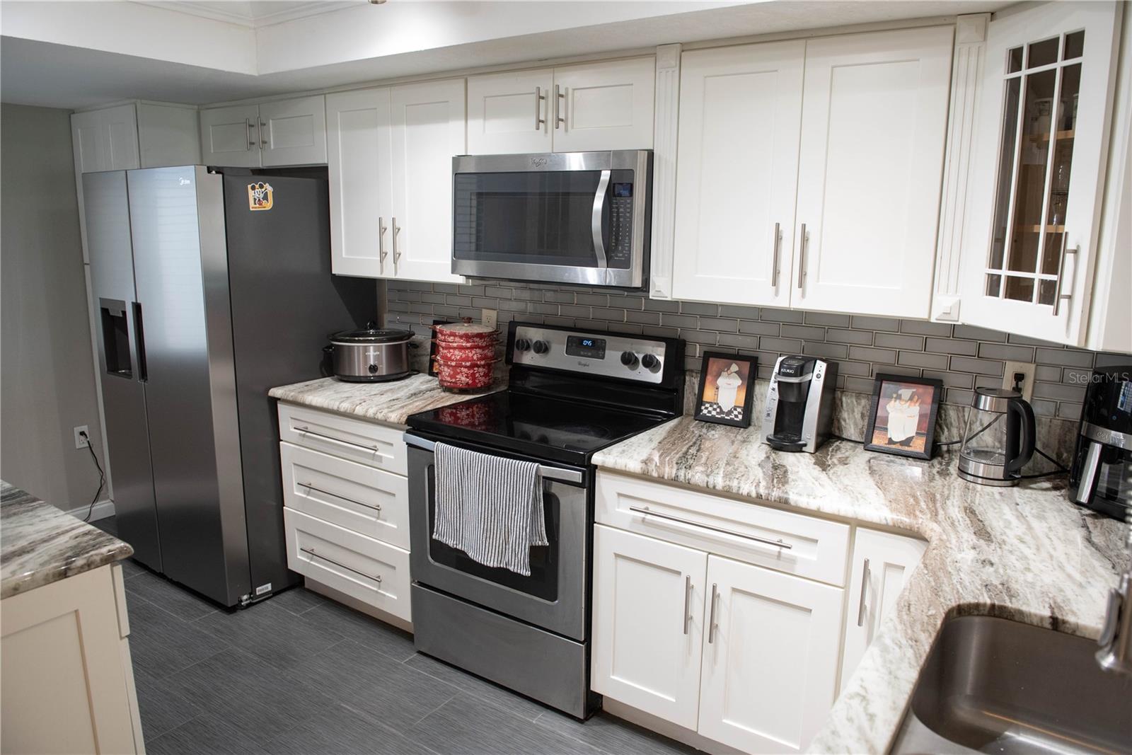 Image 30 of 31 For 4113 Fairview Vista Point 109