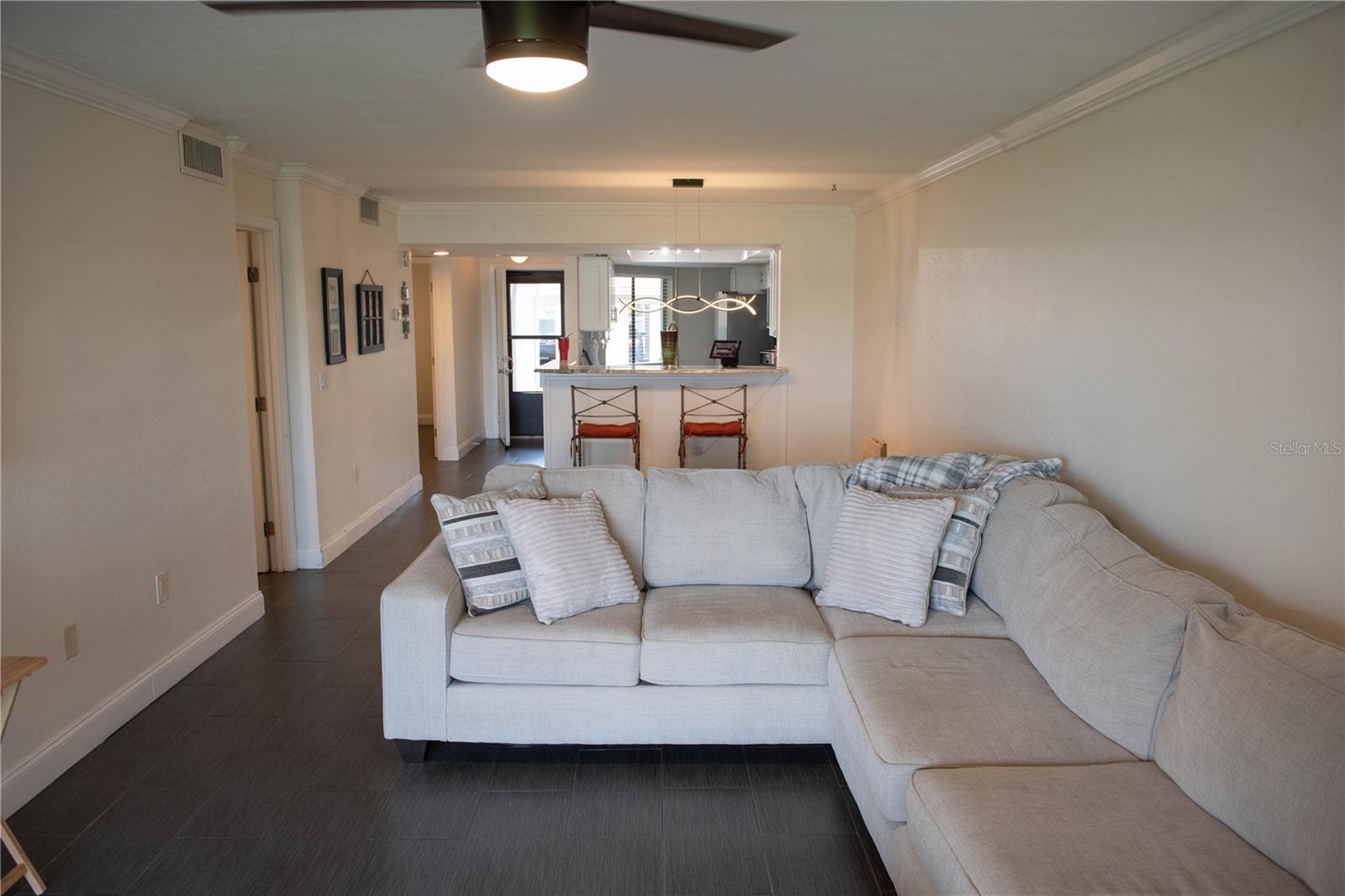 Image 7 of 31 For 4113 Fairview Vista Point 109