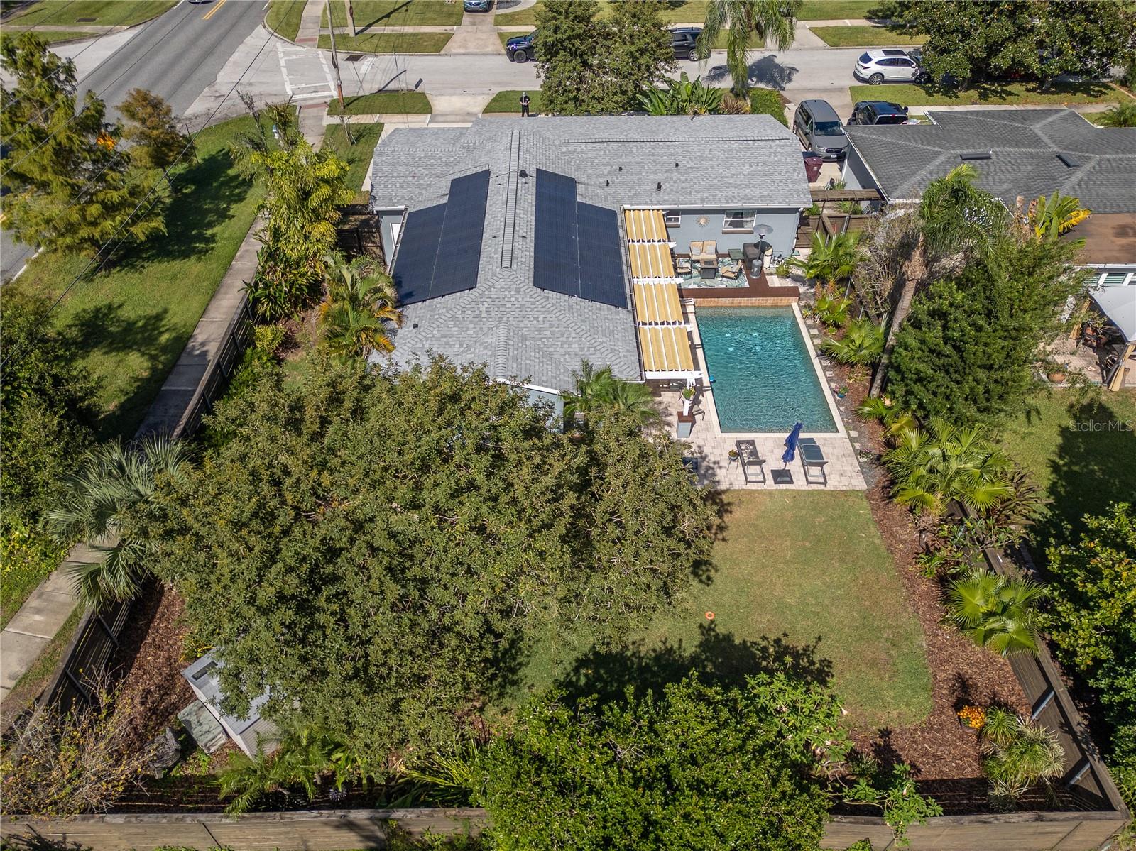 Image 3 of 40 For 2800 Vine Street