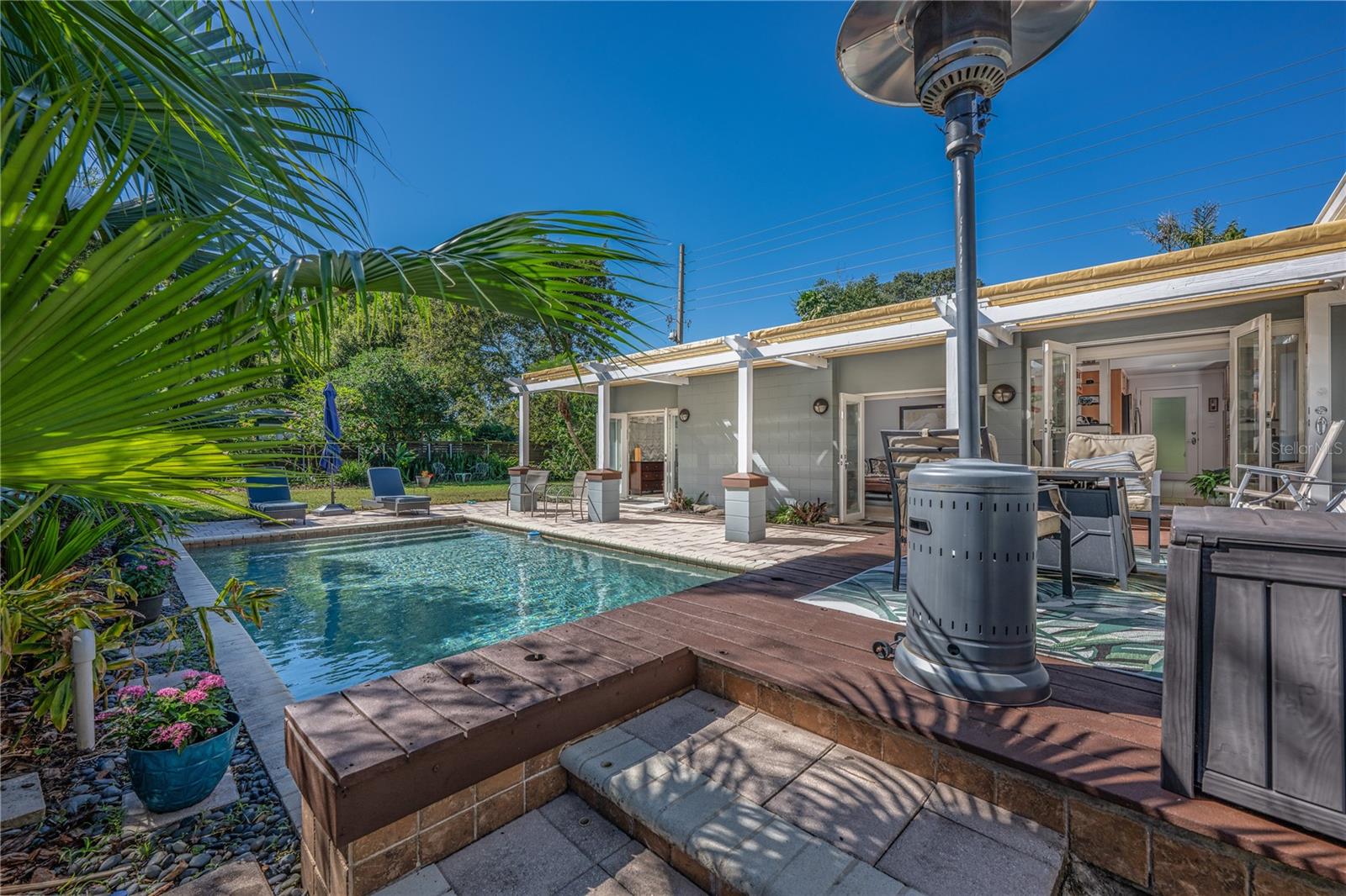 Image 30 of 40 For 2800 Vine Street