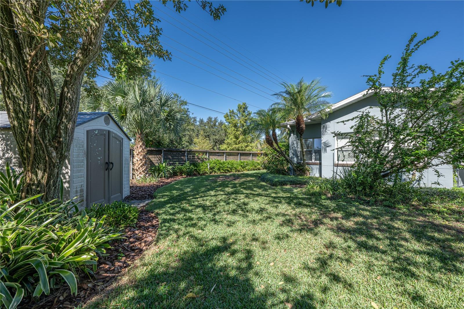 Image 33 of 40 For 2800 Vine Street