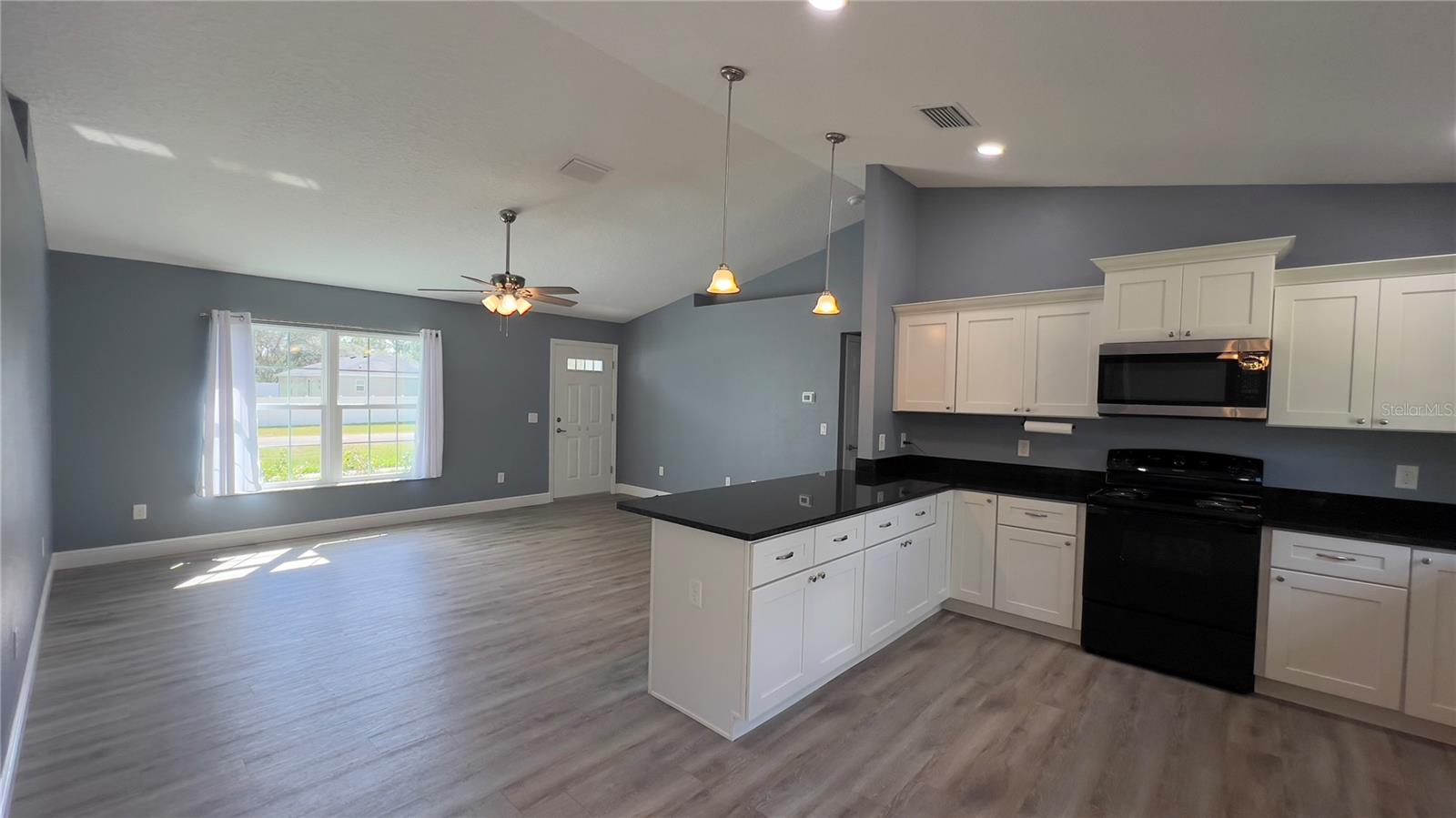 Image 3 of 31 For 3709 Wilhelm Street