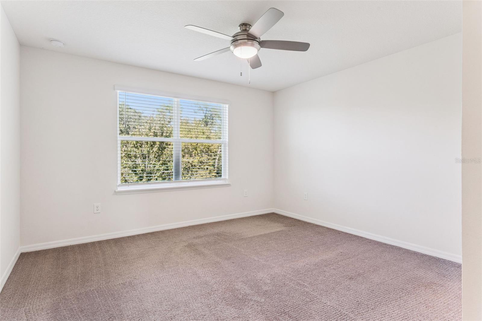 Image 11 of 20 For 2093 Crystal Bell Street