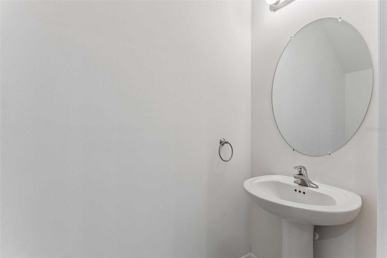 Image 16 of 20 For 2093 Crystal Bell Street