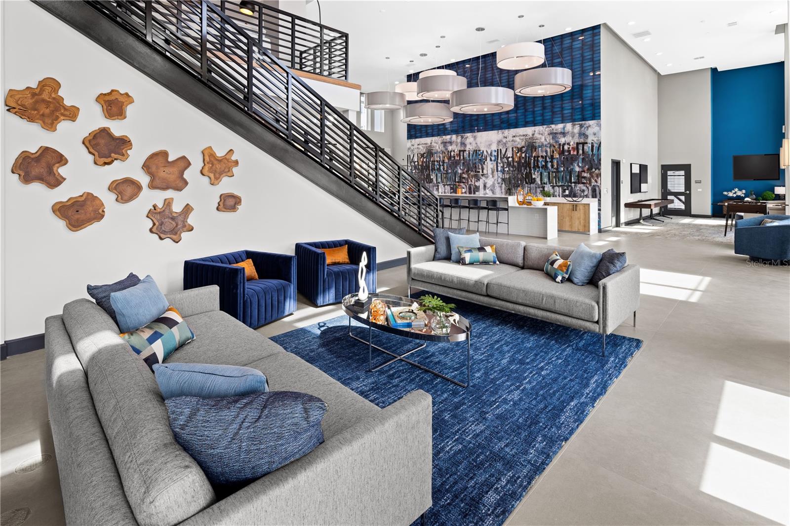 Image 4 of 35 For 5256 International Drive C2