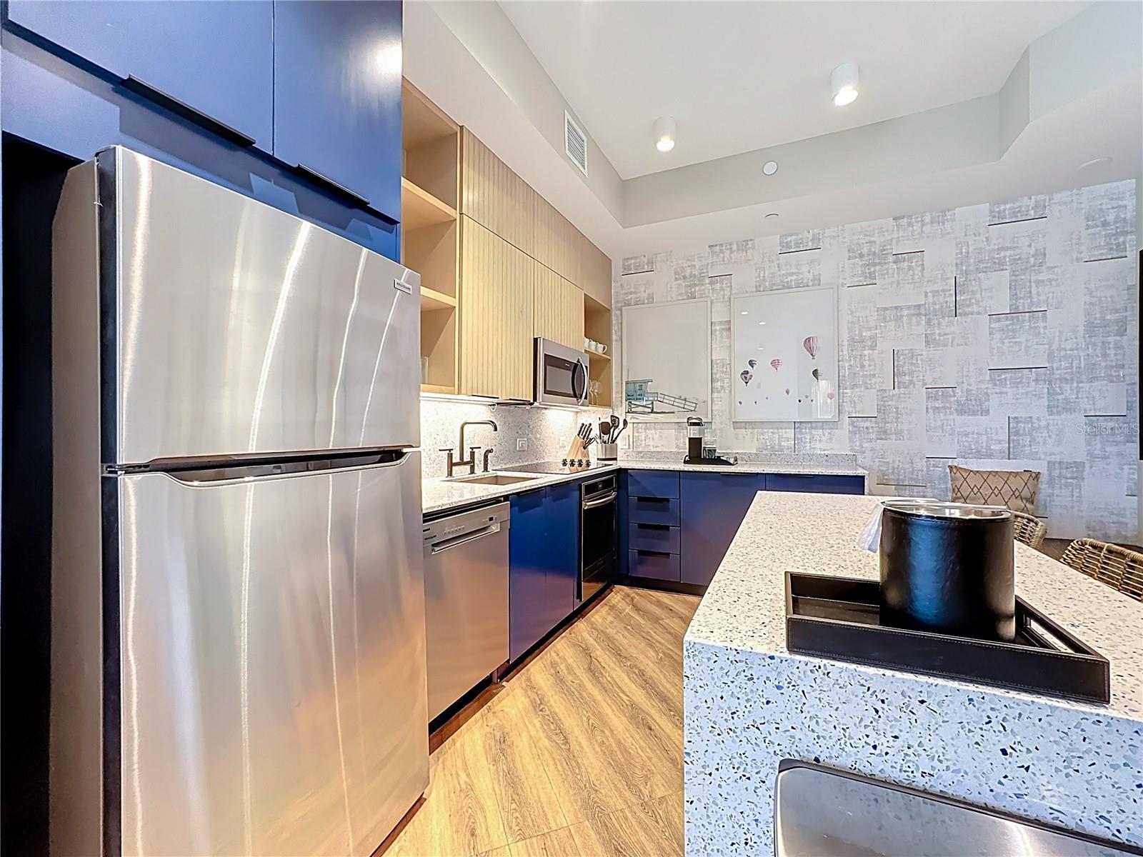 Image 13 of 58 For 3151 Sunset Walk Drive 204