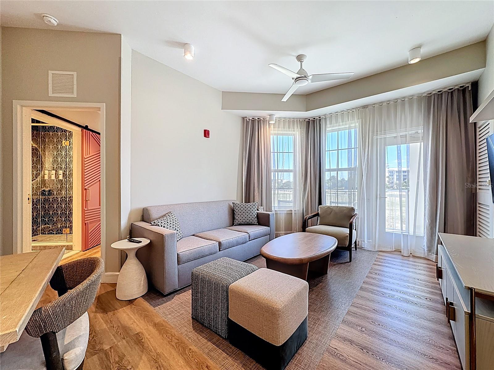 Image 19 of 58 For 3151 Sunset Walk Drive 204