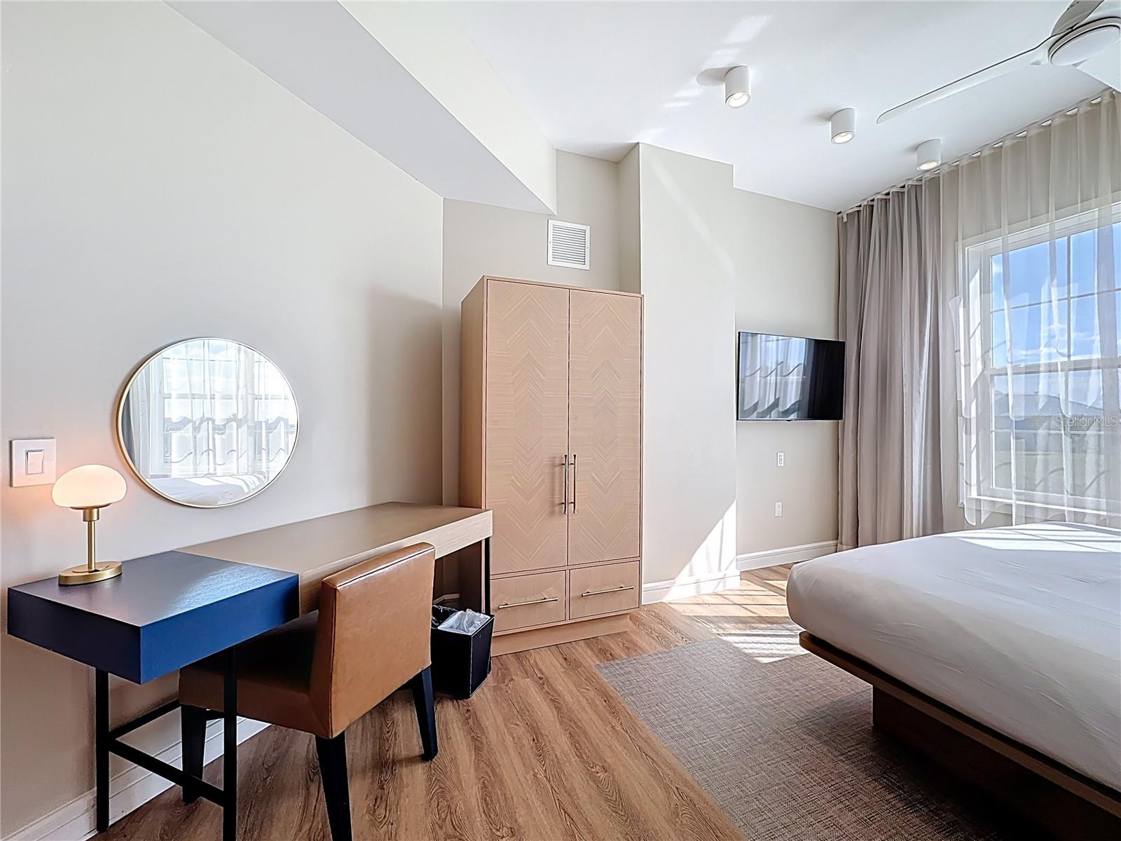 Image 22 of 58 For 3151 Sunset Walk Drive 204