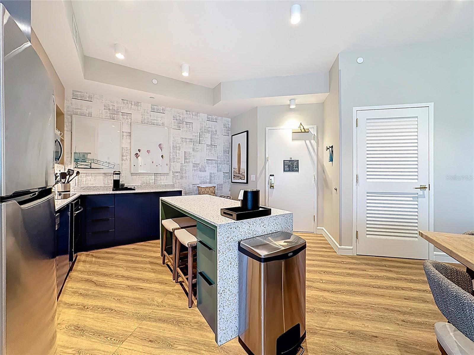 Image 8 of 58 For 3151 Sunset Walk Drive 204