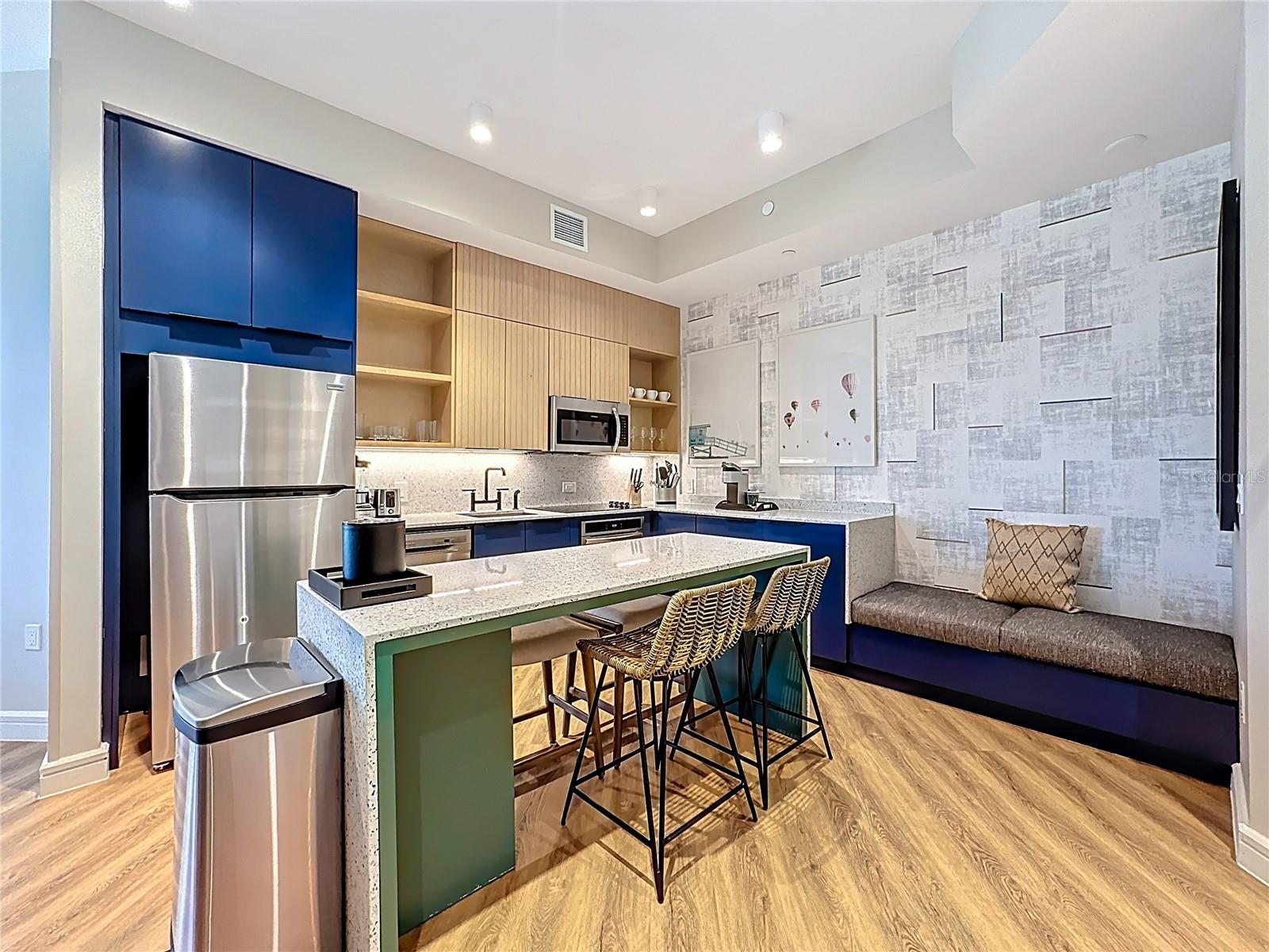 Image 9 of 58 For 3151 Sunset Walk Drive 204