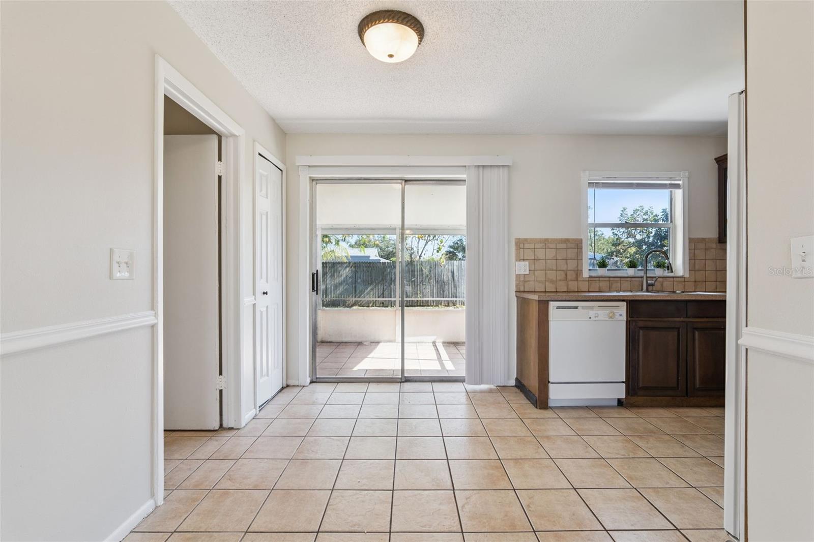 Image 17 of 23 For 3833 Bittern Court