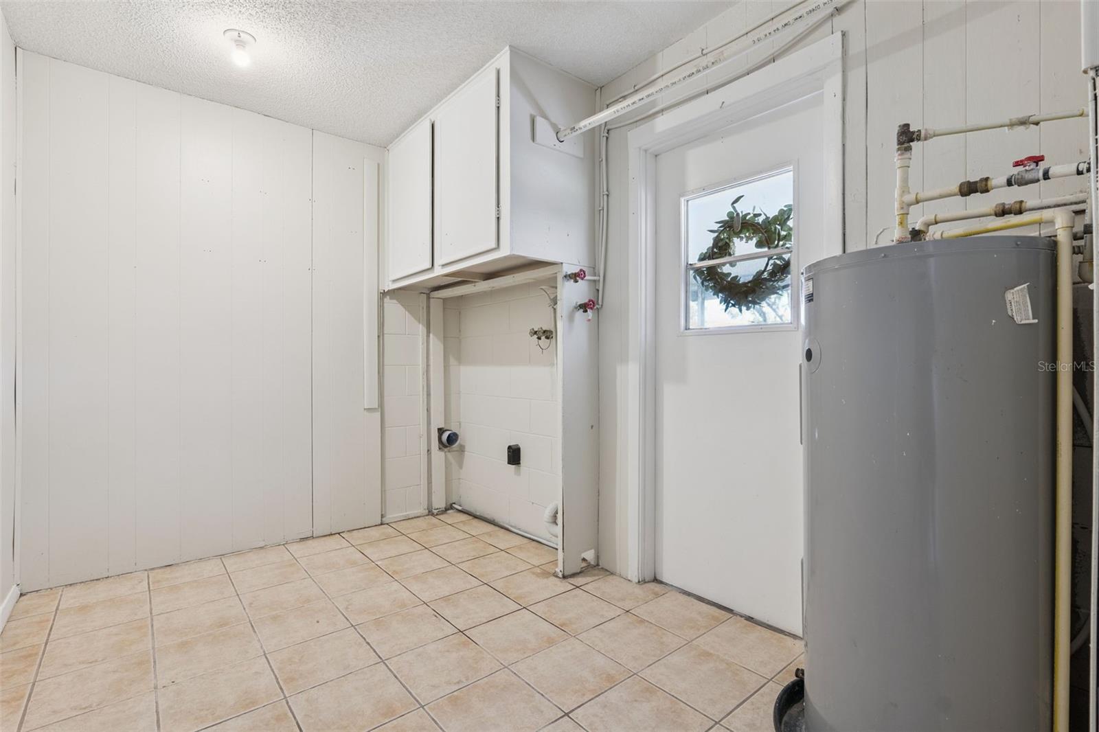 Image 18 of 23 For 3833 Bittern Court