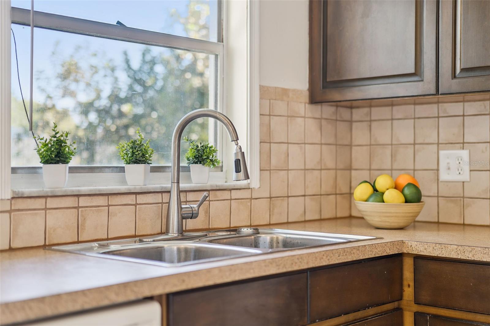 Image 5 of 23 For 3833 Bittern Court