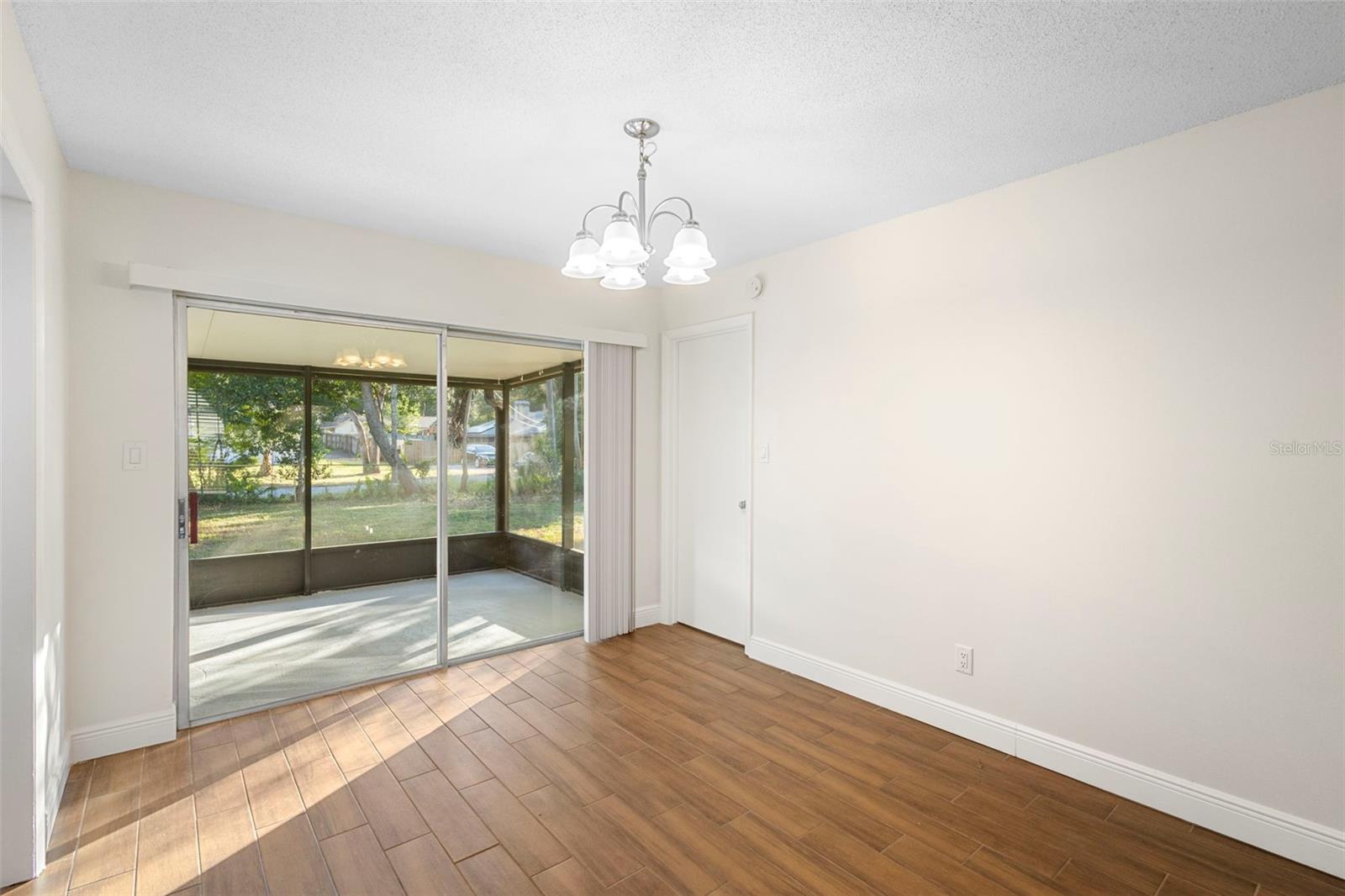 Image 11 of 45 For 138 Meadowlark Drive